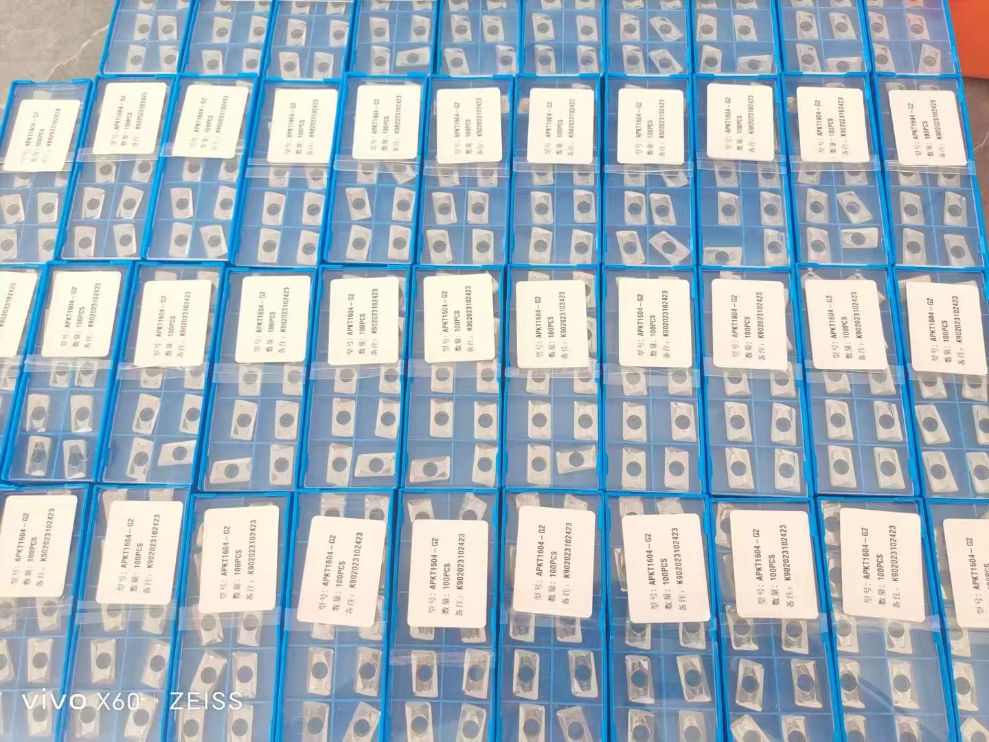 Chip formation varies with different parameters (CNC)