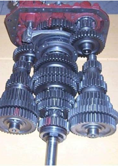 CNC Tools Applied in Double Intermediate Shaft Transmission Case Machining
